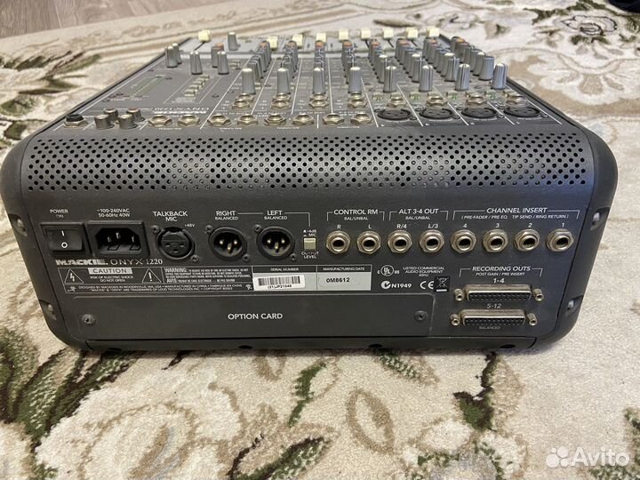 Микшерный пульт makie onyx 1220