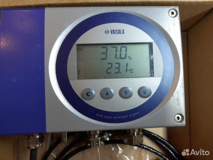 Трансмиттер температуры и влажности Vaisala HMT363