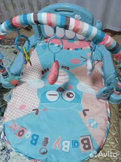 Развивающий коврик с пианино