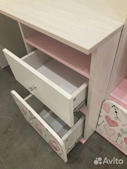 Стол письменный Малибу пс-04 ясень белый