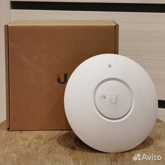 Точка доступа Unifi AP AC Lite UAP-AC-lite