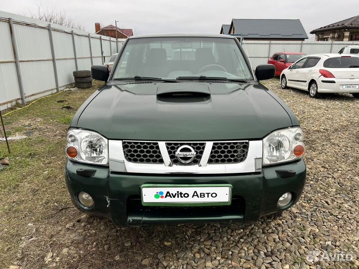 Nissan NP300 2.5 МТ, 2008, 156 000 км