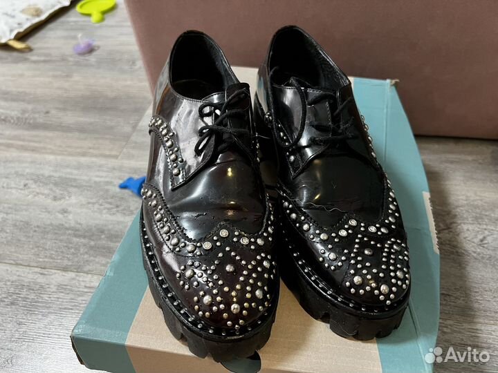 Ботинки демисезонные женские 39