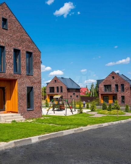 Коттедж 175 м² на участке 6 сот.