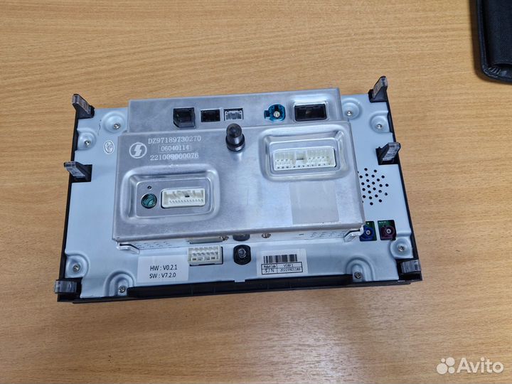 DZ97189730270 Магнитола 10 дюймов shacman X6000