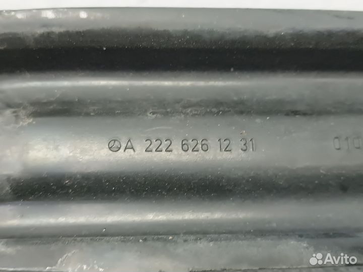 Кронштейн подрамника правый Mercedes-Benz S W222