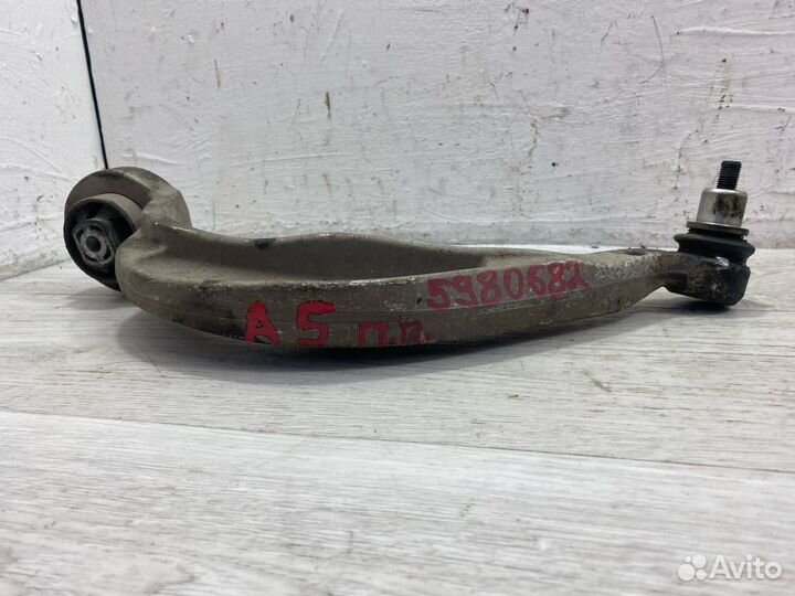 Рычаг передний правый нижний