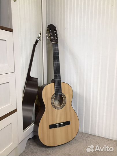 Гитара Cremona 4671 чехия классика