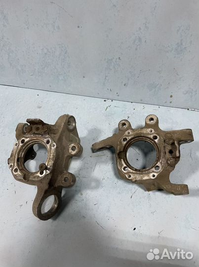 Цапфа Кулак повотный задний правый левый bmw e60