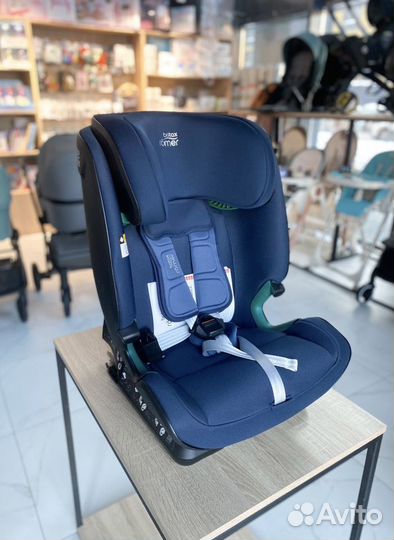 Автокресло britax romer advansafix M i size