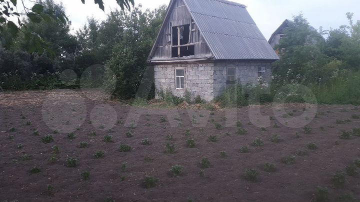 Дача 24 м² на участке 6 сот.