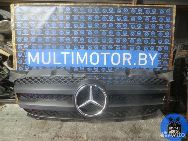 Решетка радиатора mercedes sprinter W906 2.2 CDi