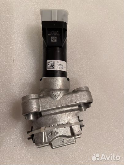 Моторчик ручника Porsche лев прав 95835209204