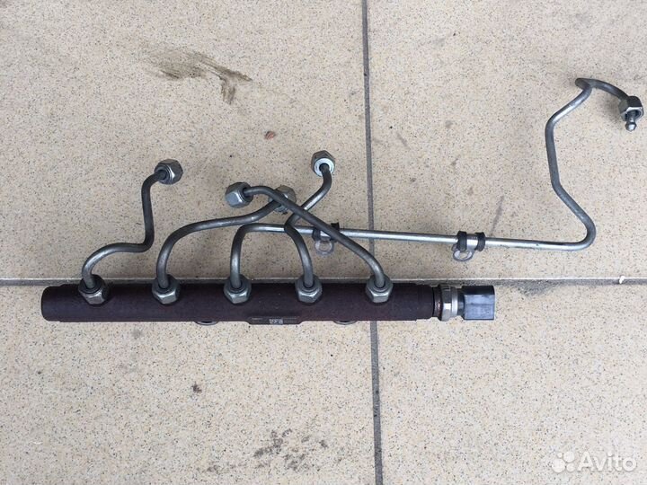 Топливная рампа Пежо боксёр 3 евро 5