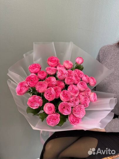 Розы кустовые пионовидные