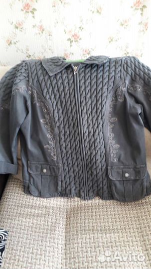 Костюм женский