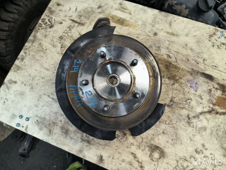 Правый поворотный кулак ваз 21213,21214 Нива