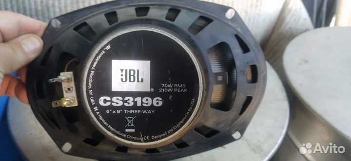 Колонка jbl