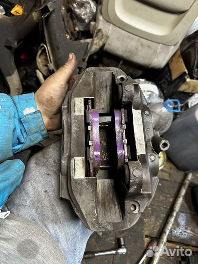 Супорта Mercedes AMG w205/213/x253