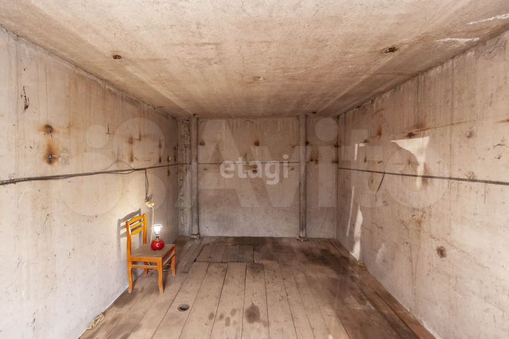 Машиноместо, 18 м²