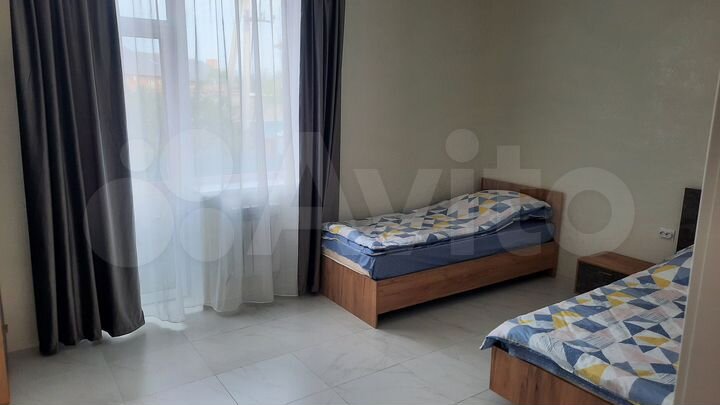 2-к. квартира, 47 м², 1/3 эт.