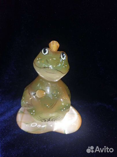 Статуэтка из натурального камня