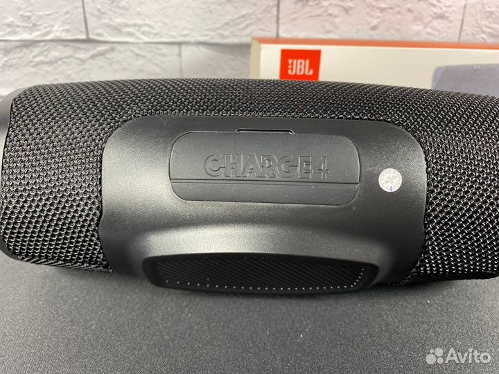 Колонка JBL charge 4