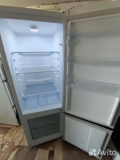 Холодильник Веко