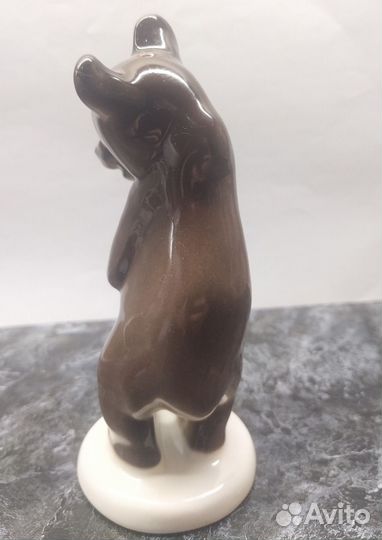 Фарфоровый мишка