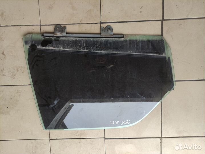 Боковое стекло Renault Laguna I