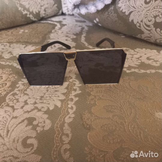 Солнцезащитные очки женские