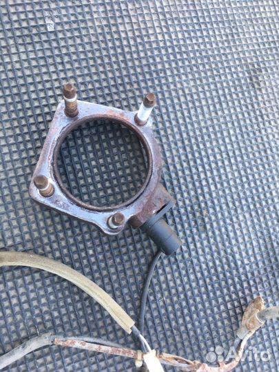 Toyota rav4 2004 датчик абс задний