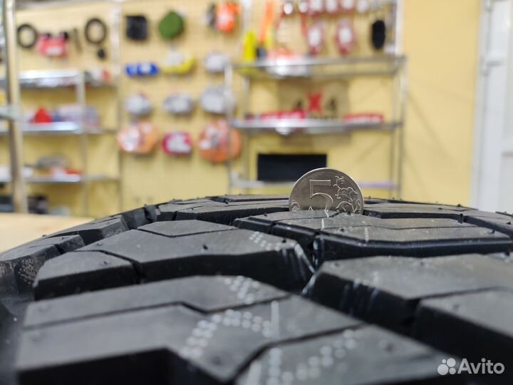 Maxxis AT-811 Razr AT 285/75 R16 123R