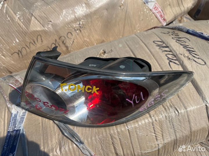 Стоп-сигнал / фонарь задний правый Mazda Atenza