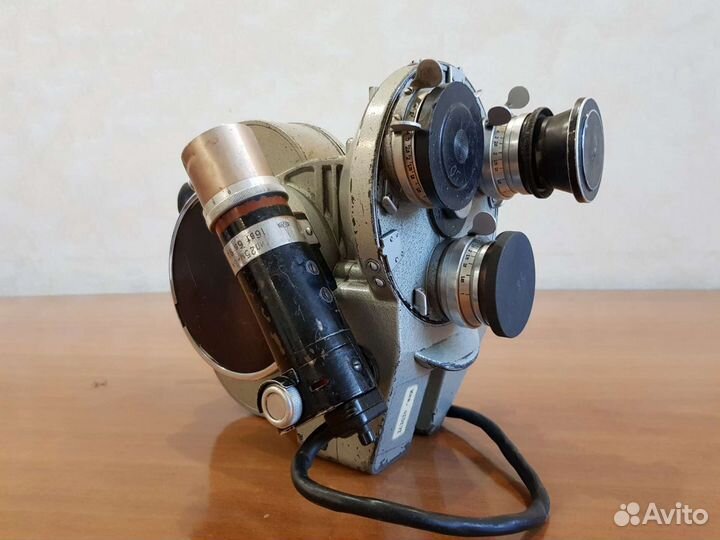 Кинокамера Конвас автомат, 1-кср, 1961 г.в