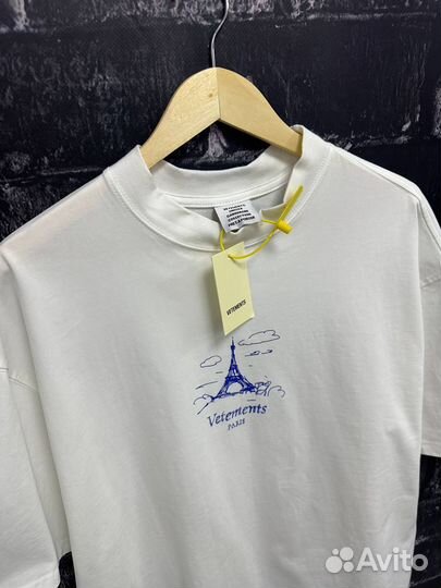Футболка Vetements Paris