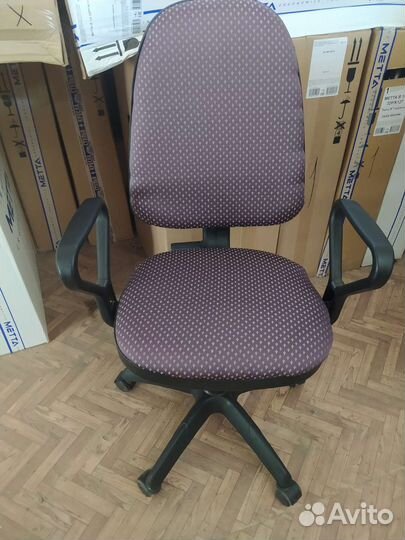 Компьютерное кресло