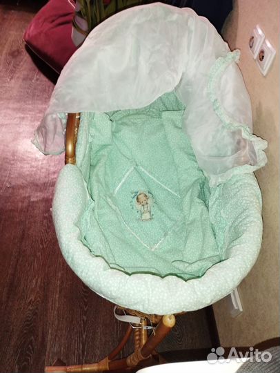 Плетеная корзина люлька