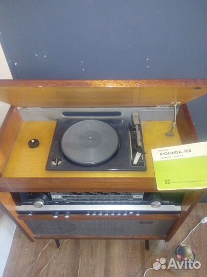 Радиола ригонда 102