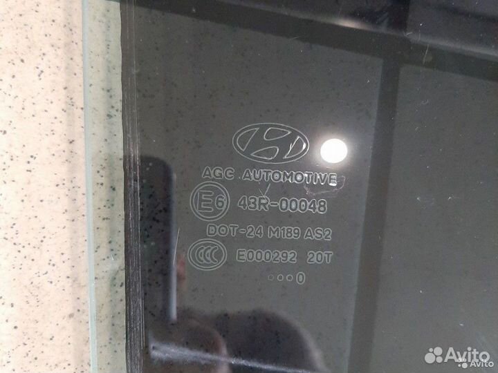 Стекло двери заднее правое Hyundai ix35