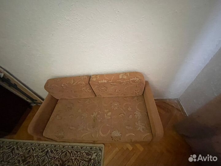 Маленький диванчик бу