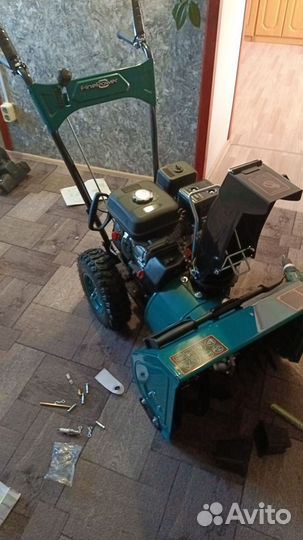 Снегоуборщик бензиновый бу