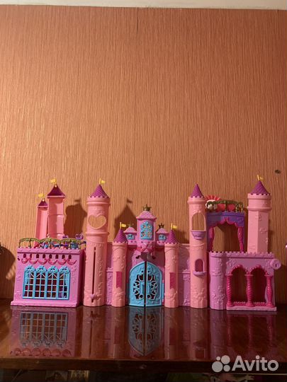 Детские игрушки замок