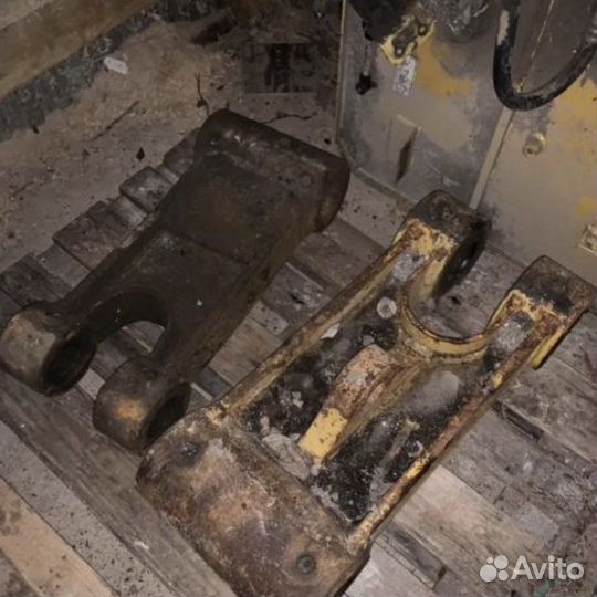 Трапеция caterpillar 325DL / 320DL