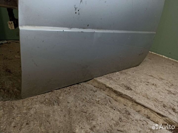 Дверь nissan serena PC24