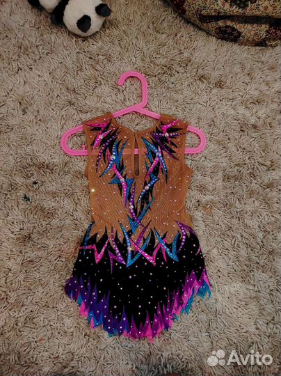 Костюм для художественной гимнастики