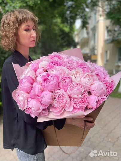 Пионы букет