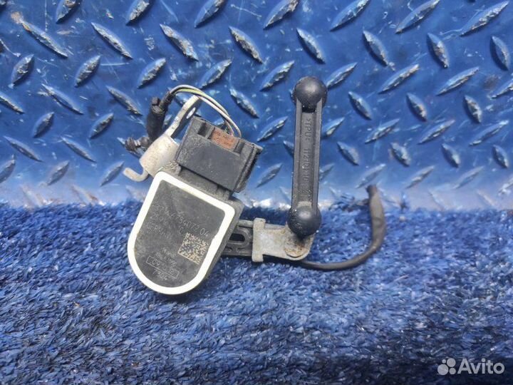 Датчик просвета Bmw F10