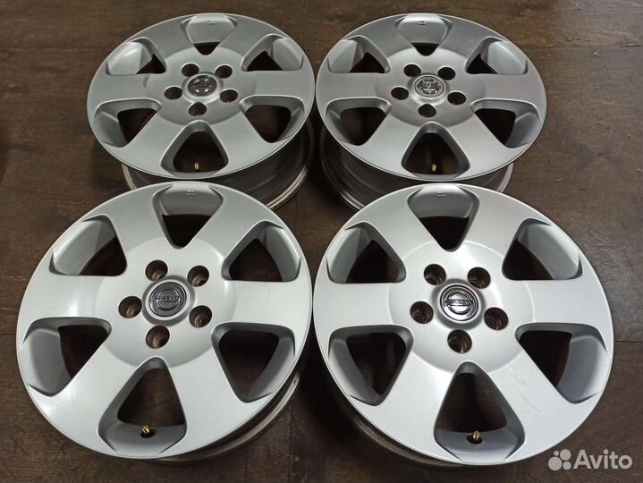 Диски 16 5х114,3 ET45 оригинал Ниссан из Японии