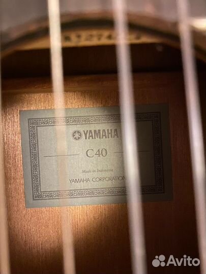 Гитара yamaha С40